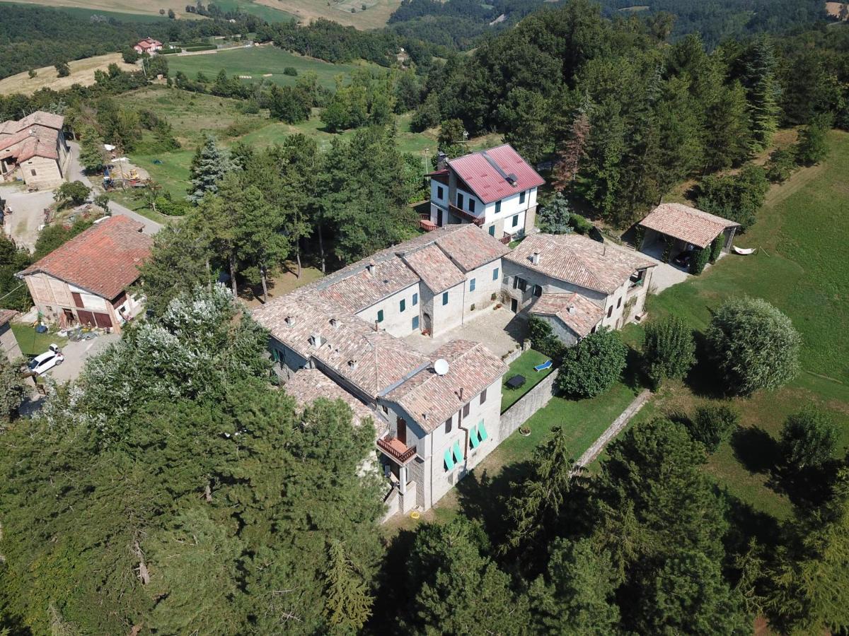 Bed and Breakfast La Corte Bonomini Neviano degli Arduini Exterior foto