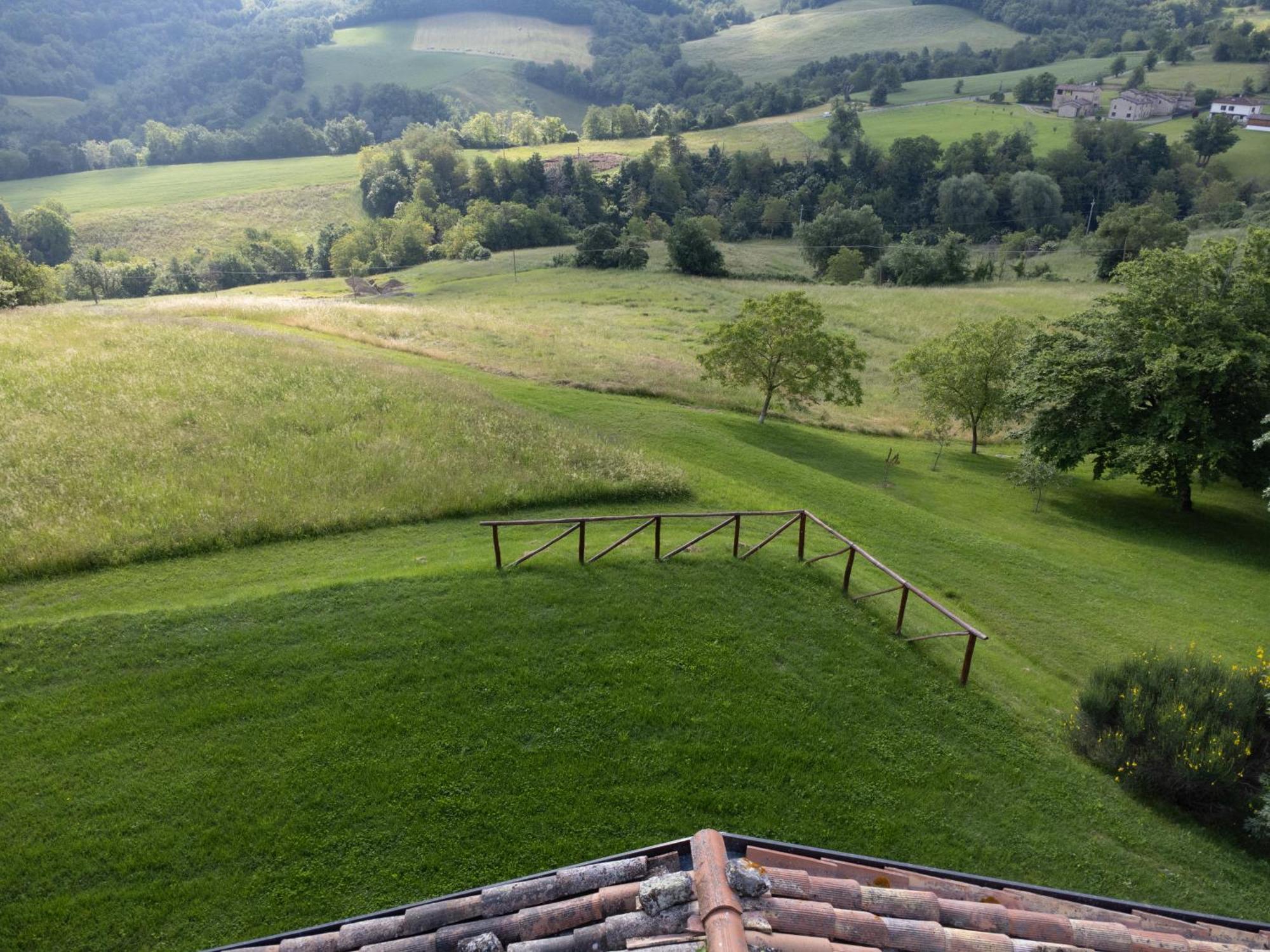 Bed and Breakfast La Corte Bonomini Neviano degli Arduini Exterior foto